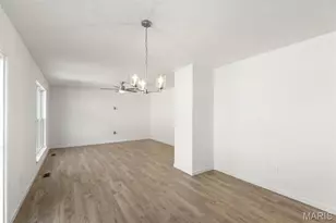 527 Apple Orchard Lane, O'Fallon, MO 63385 - Photo 2