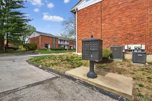 13419 Forestlac Dr, Chesterfield, MO 63141 - Photo 4