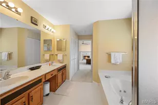 1661 Praise Blvd, Fenton, MO 63026 - Photo 12