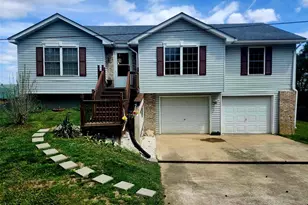1204 Riverview Dr, Elsberry, MO 63343 - Photo 2