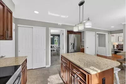 927 Baintree Lane, Ballwin, MO 63011 - Photo 14