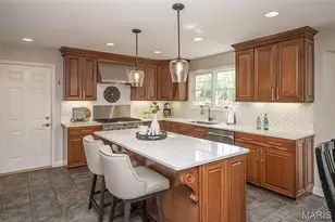 2143 Park Forest Dr, Chesterfield, MO 63017 - Photo 16