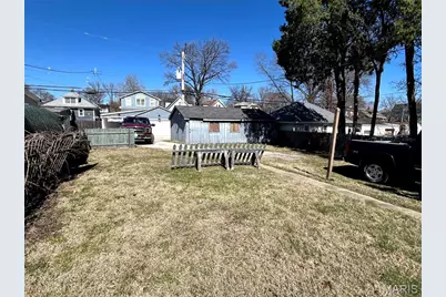405 N Kingshighway Street, Saint Charles, MO 63301 - Photo 12