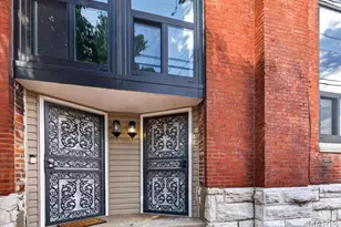 1523 S 10th St, Saint Louis, MO 63104 - Photo 2