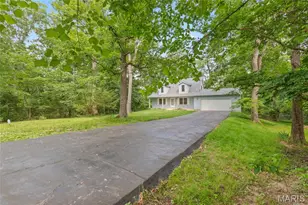 14 Carriage Hills Ct, Cedar Hill, MO 63016 - Photo 2