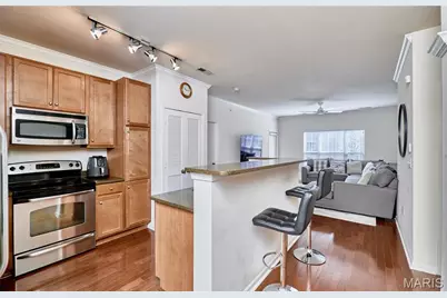 1251 Strassner Drive #2403, Brentwood, MO 63144 - Photo 26