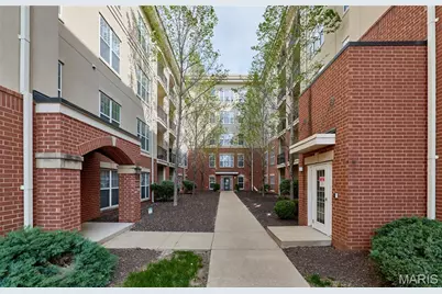 1251 Strassner Drive #2403, Brentwood, MO 63144 - Photo 52