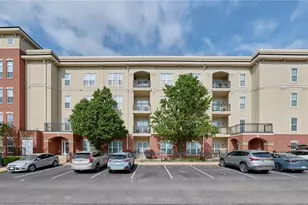 1251 Strassner Dr, Brentwood, MO 63144 - Photo 2