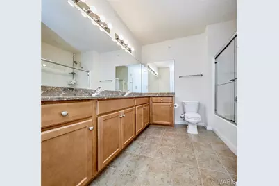 1251 Strassner Drive #2403, Brentwood, MO 63144 - Photo 34