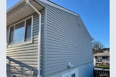 180 Chinon Drive, Saint Louis, MO 63129 - Photo 8