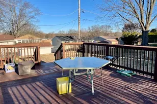 180 Chinon Dr, Saint Louis, MO 63129 - Photo 26