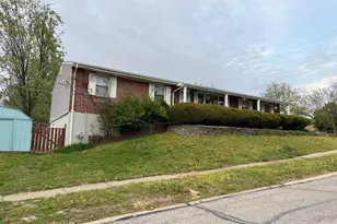 180 Chinon Dr, Saint Louis, MO 63129 - Photo 1