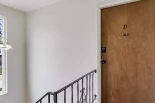 10028 Puttington Dr, Saint Louis, MO 63123 - Photo 14