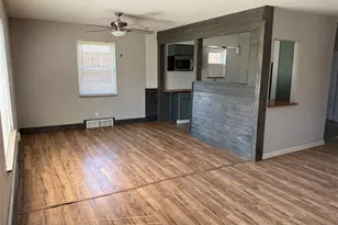 6703 Etzel Ave, Saint Louis, MO 63130 - Photo 4