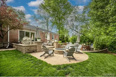7 Kingston Manor Drive, Ladue, MO 63124 - Photo 46