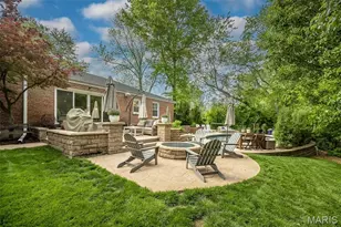 7 Kingston Manor Dr, Ladue, MO 63124 - Photo 46
