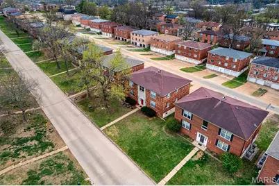 10068 Puttington Drive, Saint Louis, MO 63123 - Photo 6