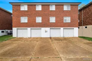 10068 Puttington Dr, Saint Louis, MO 63123 - Photo 16