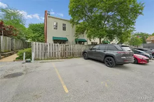 10 Manhattan Mews, Saint Louis, MO 63108 - Photo 30