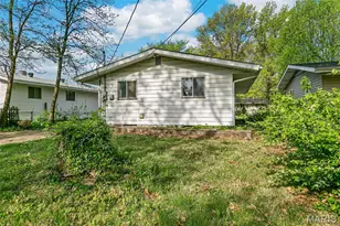 10414 Melvich Dr, Saint Louis, MO 63137 - Photo 8
