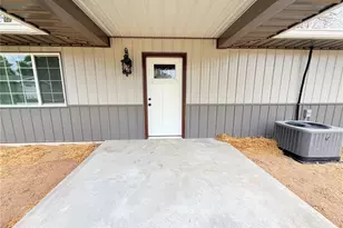 211 Maple St, Pilot Knob, MO 63663 - Photo 16