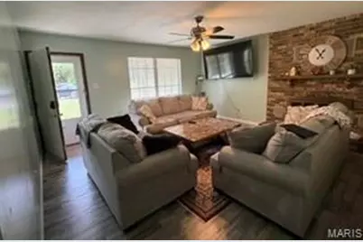 3524 Scenic Circle Drive, Saint Louis, MO 63129 - Photo 8