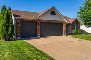236 Hutchings Farm Dr N, O'Fallon, MO 63368 - Photo 2