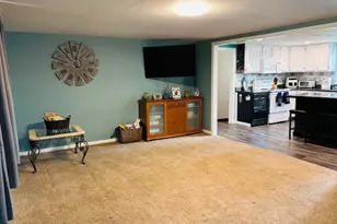 815 Lakeshore Dr, Cuba, MO 65453 - Photo 12