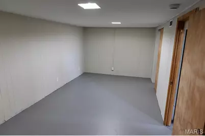 302 Banff Circle, Saint Louis, MO 63137 - Photo 18