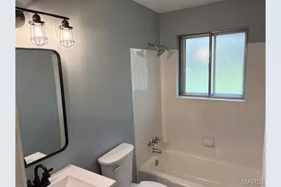 2415 Chesstal Street, Saint Charles, MO 63301 - Photo 6