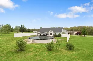 211 High Ridge Valley Ct, Foley, MO 63347 - Photo 4