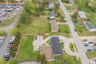 107 Lock Dr, Ballwin, MO 63011 - Photo 6