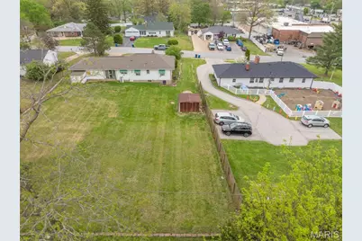 107 Lock Drive, Ballwin, MO 63011 - Photo 10