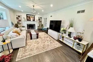 9053 Saranac Dr, Richmond Heights, MO 63117 - Photo 14