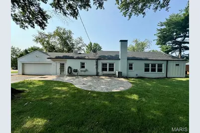 9053 Saranac Drive, Richmond Heights, MO 63117 - Photo 4