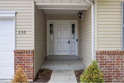 330 Hunters Heights Drive, Eureka, MO 63025 - Photo 2