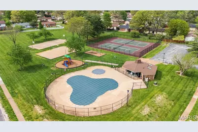 2140 Pierport Circle, Saint Louis, MO 63129 - Photo 48