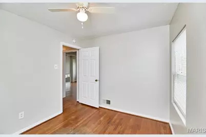 10214 Saint Anthony Lane, Saint Ann, MO 63074 - Photo 14