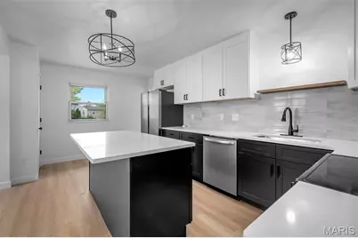 11565 Mehl Avenue, Florissant, MO 63303 - Photo 6