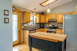 1837 Lamplite Estate, Saint Clair, MO 63077 - Photo 12
