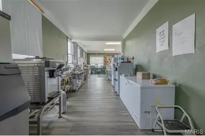 220 W Lincoln Street, Hawk Point, MO 63349 - Photo 12