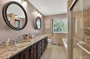 15327 Grantley Dr, Chesterfield, MO 63017 - Photo 36