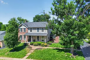 15327 Grantley Dr, Chesterfield, MO 63017 - Photo 2