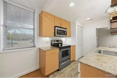 5696 Kingsbury Avenue #102, Saint Louis, MO 63112 - Photo 6