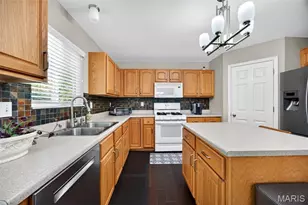 245 Strathmoor Way, Dardenne Prairie, MO 63368 - Photo 22