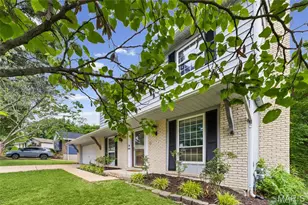 4756 Laketon Ct, Saint Louis, MO 63128 - Photo 4