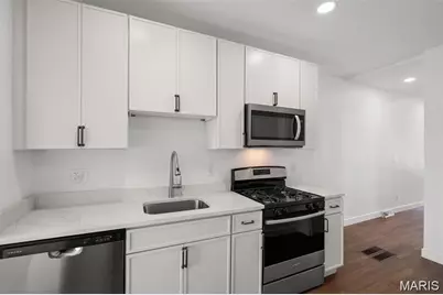 4936 Shaw Avenue, Saint Louis, MO 63110 - Photo 8