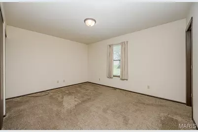 4216 Elkhart Lake Road, Saint Charles, MO 63304 - Photo 20