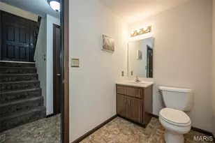 4216 Elkhart Lake Rd, Saint Charles, MO 63304 - Photo 32