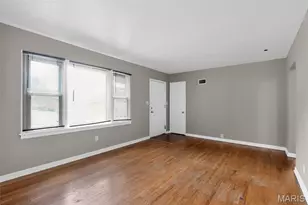 311 Superior Dr, Saint Louis, MO 63135 - Photo 10